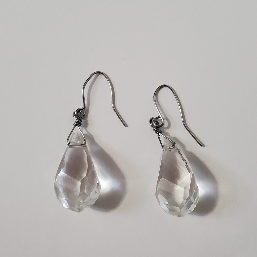 Clear Teardrop Earrings
